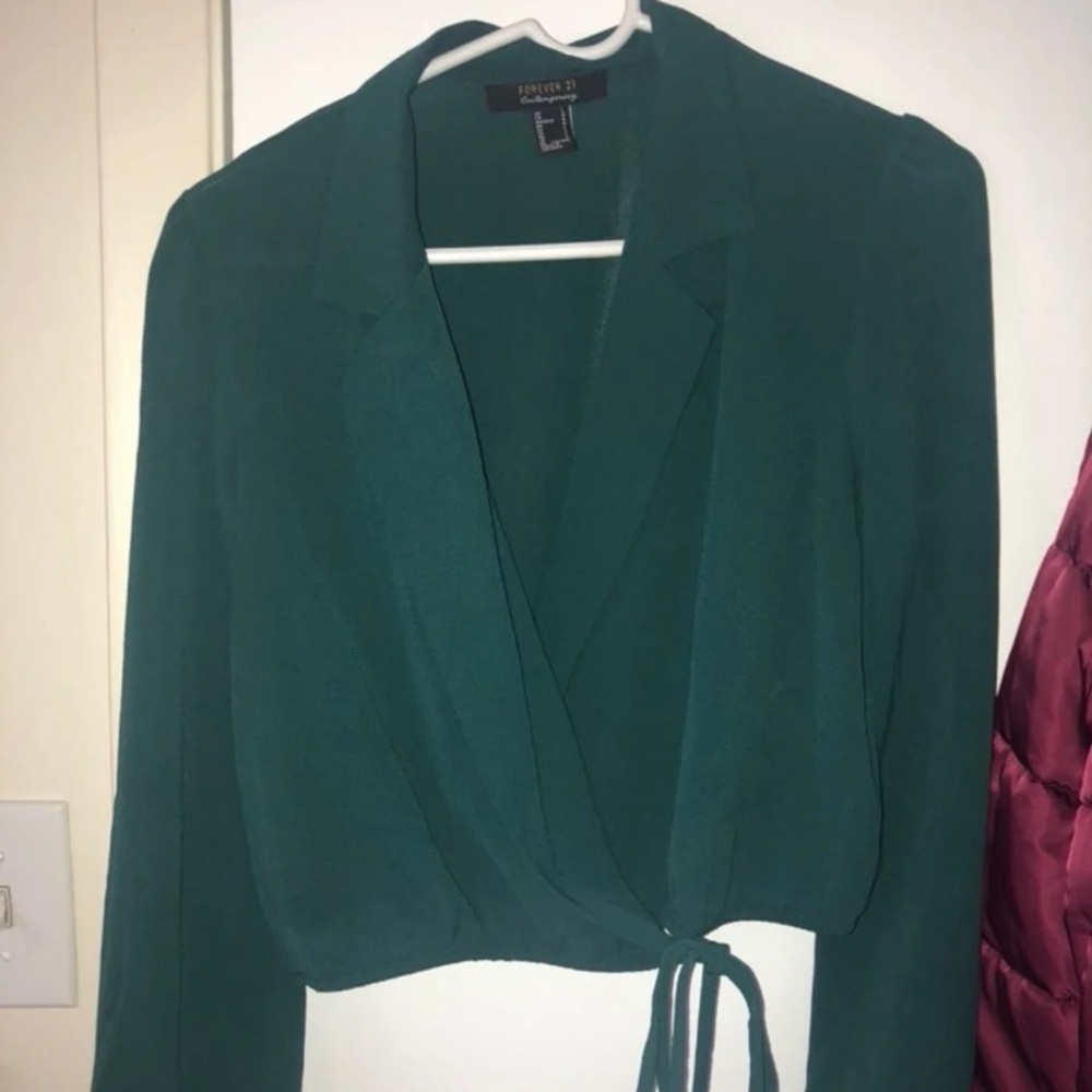 Forever 21 contemporary top